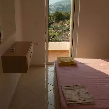 Pensionat Sunshine 3*