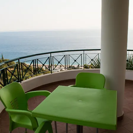 Sunshine Pensionat 3*