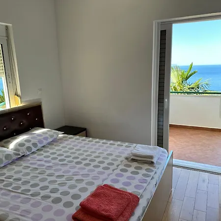 Sunshine Pensionat Dhërmi