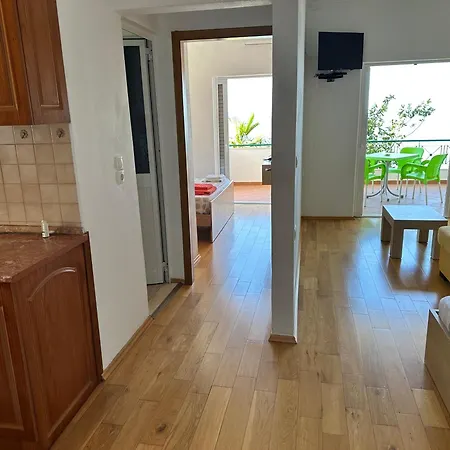 Sunshine Pensionat Dhërmi