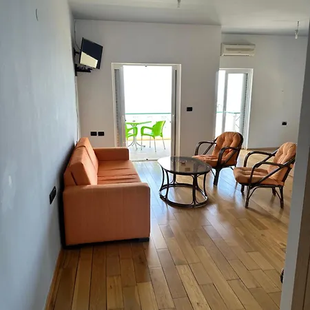 Sunshine Pensionat Dhërmi